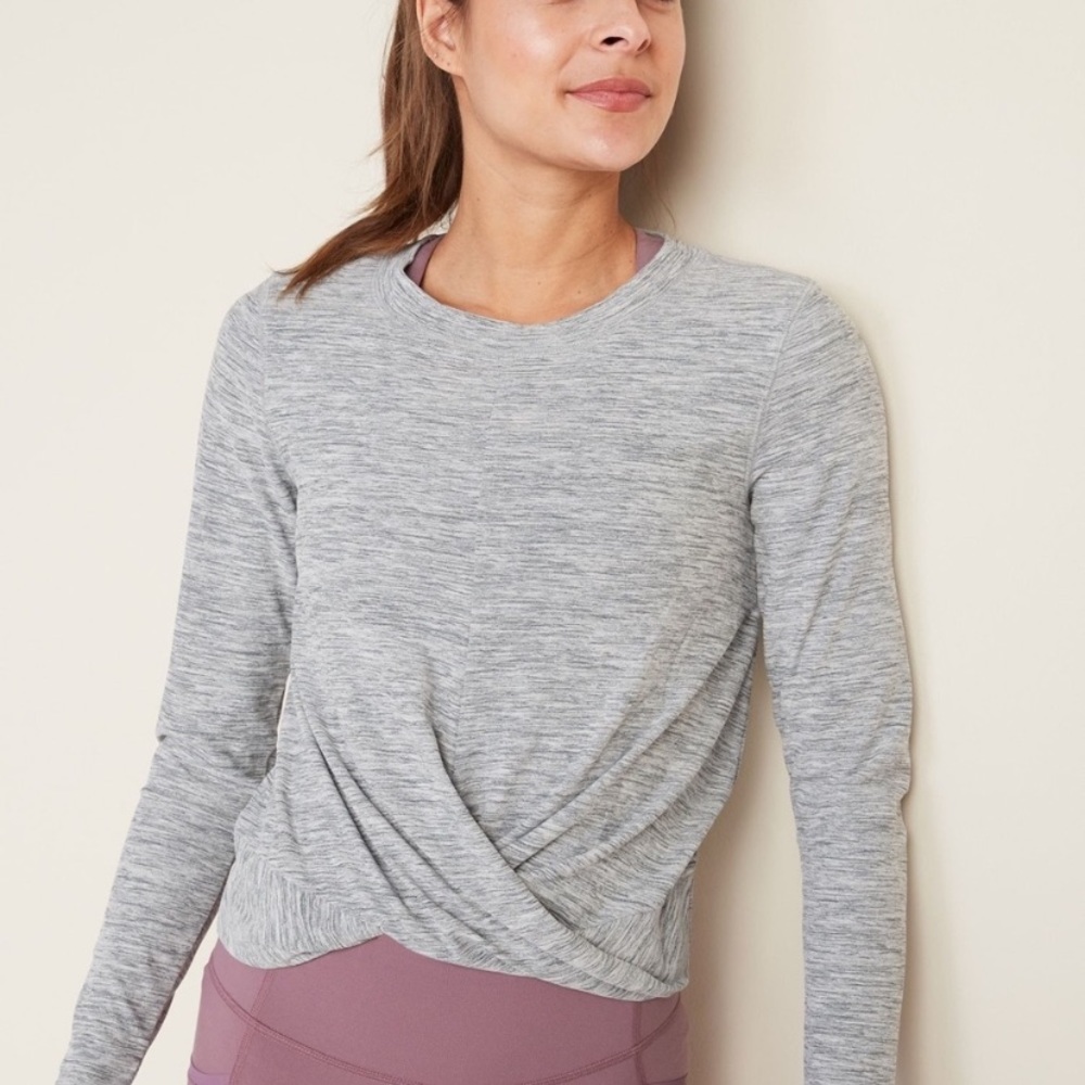 Old Navy Relaxed Breathe Twist-Hem Cropped Top